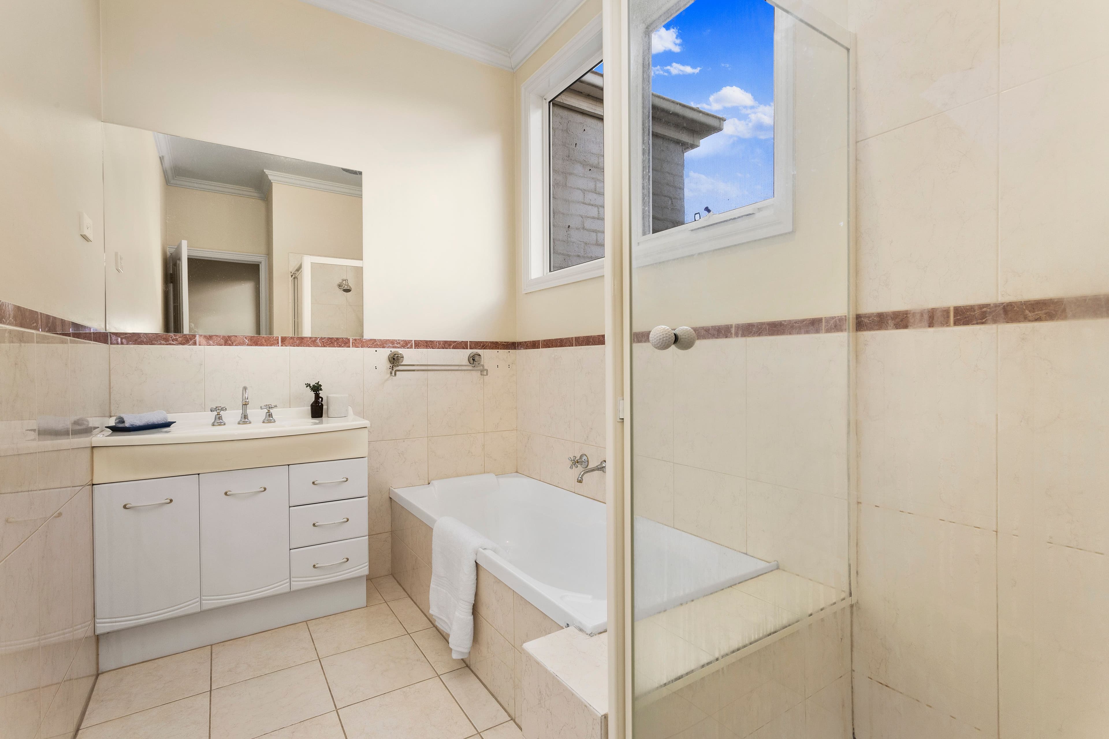 4 Myrtle Court, Doncaster East VIC 3109, Doncaster East - Thumbnail 6