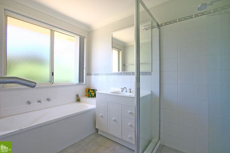 28 Clermont Cresent, ALBION PARK NSW 2527, Albion Park - Thumbnail 6