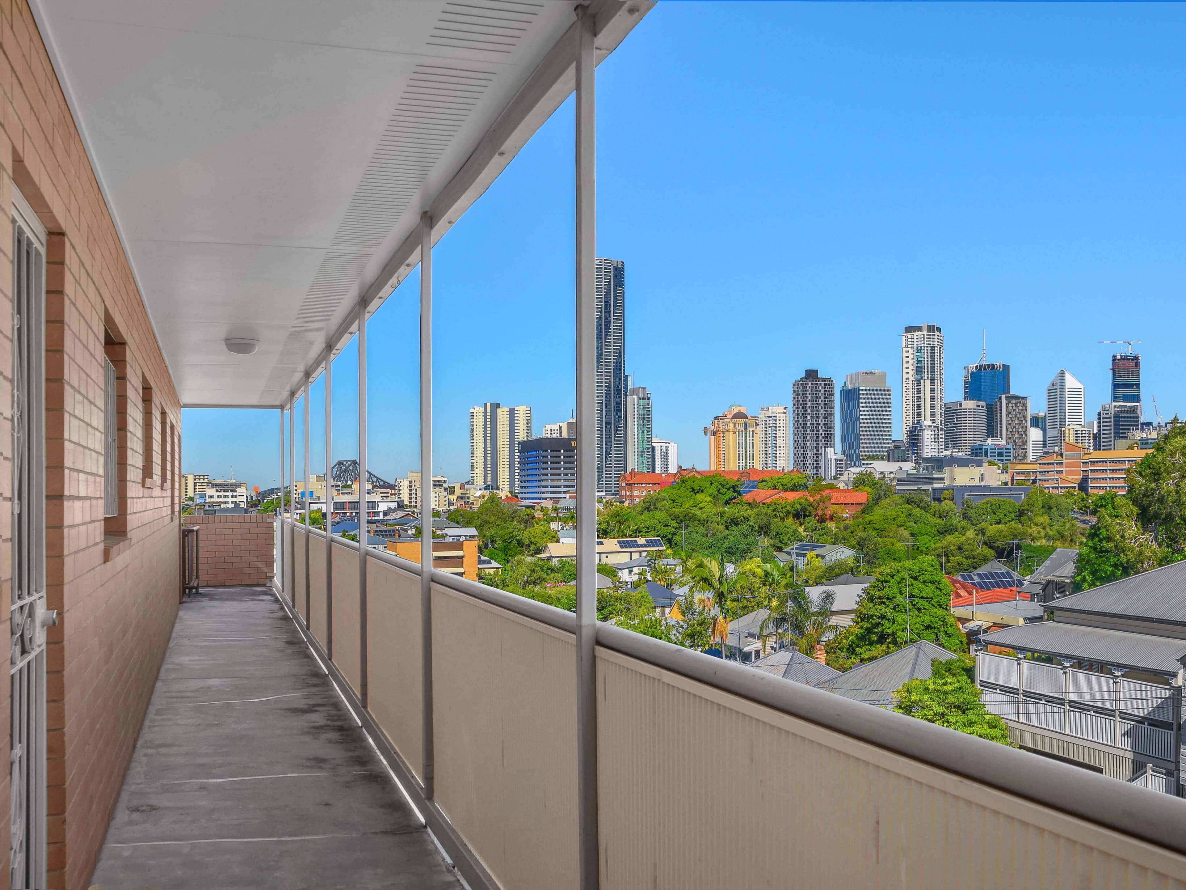 179 Kennigo Street, Spring Hill QLD 4000, Spring Hill - Thumbnail 2