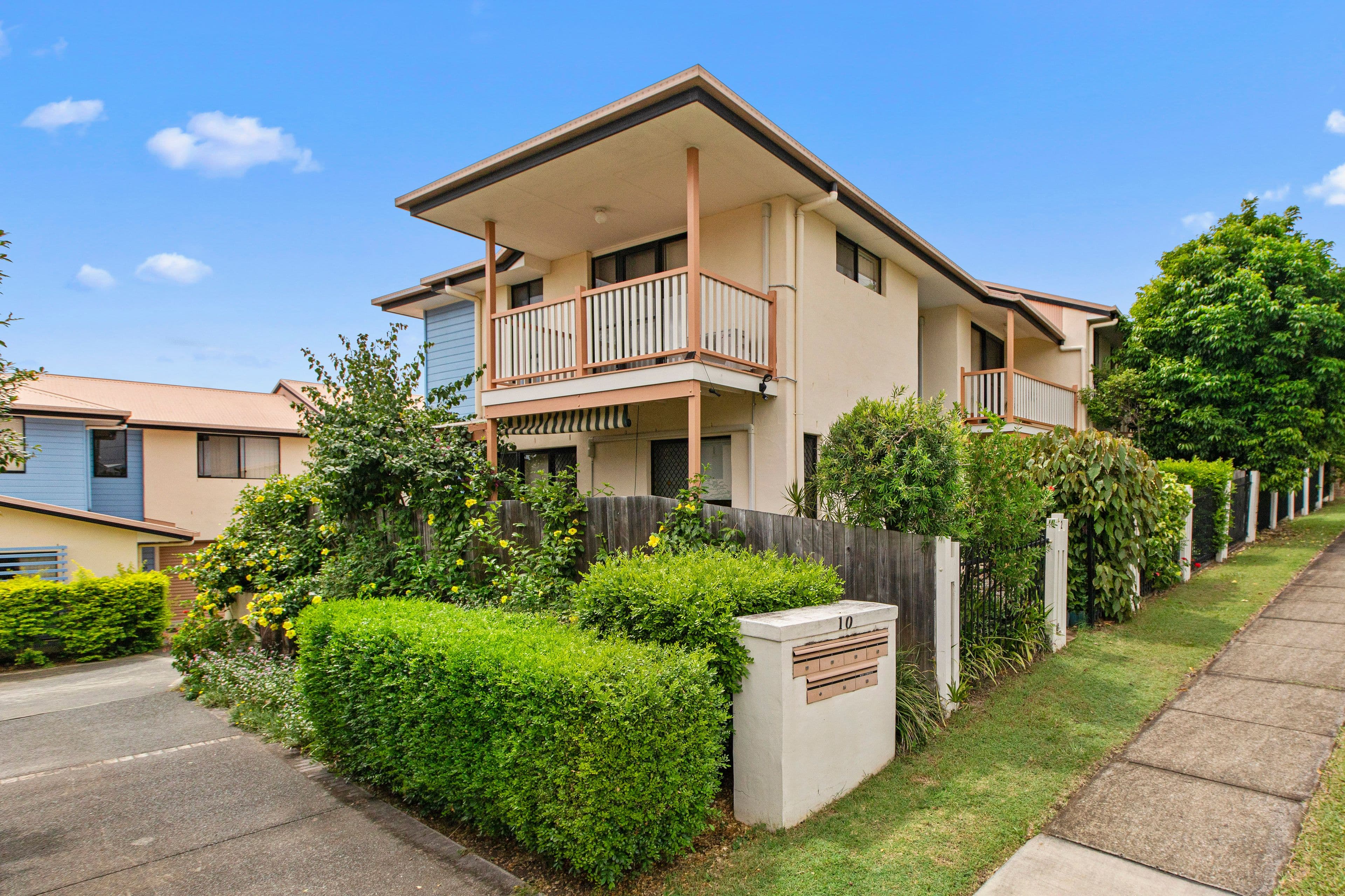 10 Rolle Street, Holland Park West QLD 4121, Holland Park West - Image 1