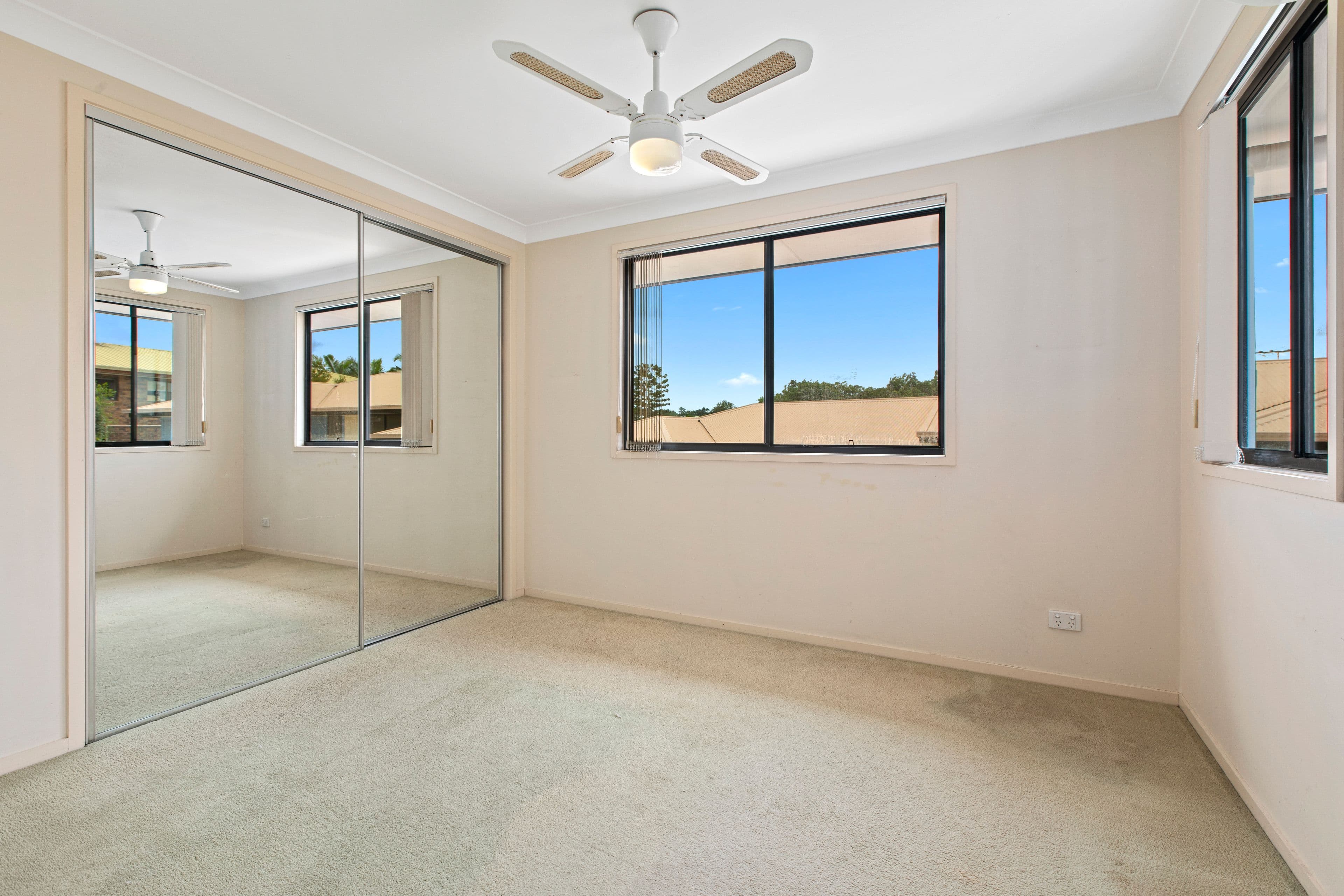 10 Rolle Street, Holland Park West QLD 4121, Holland Park West - Thumbnail 5