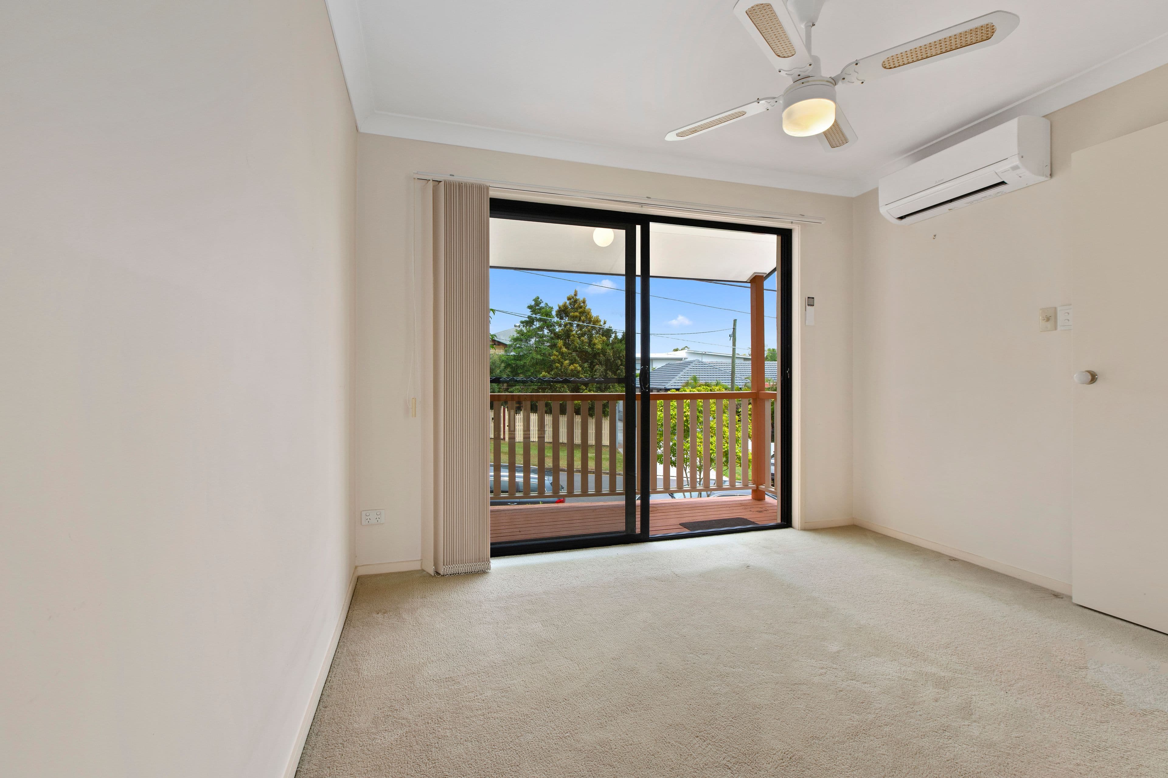 10 Rolle Street, Holland Park West QLD 4121, Holland Park West - Thumbnail 6