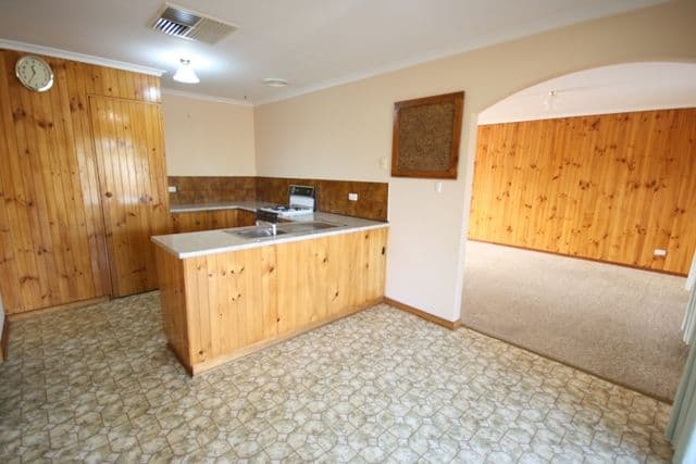 8 Abiona Street, FLAGSTAFF HILL SA 5159, Flagstaff Hill - Thumbnail 2