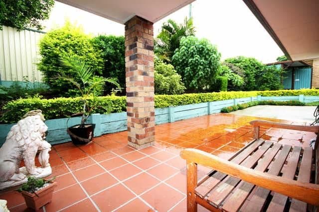 12 Sarath Street, Mudgeeraba QLD 4213, Mudgeeraba - Thumbnail 3
