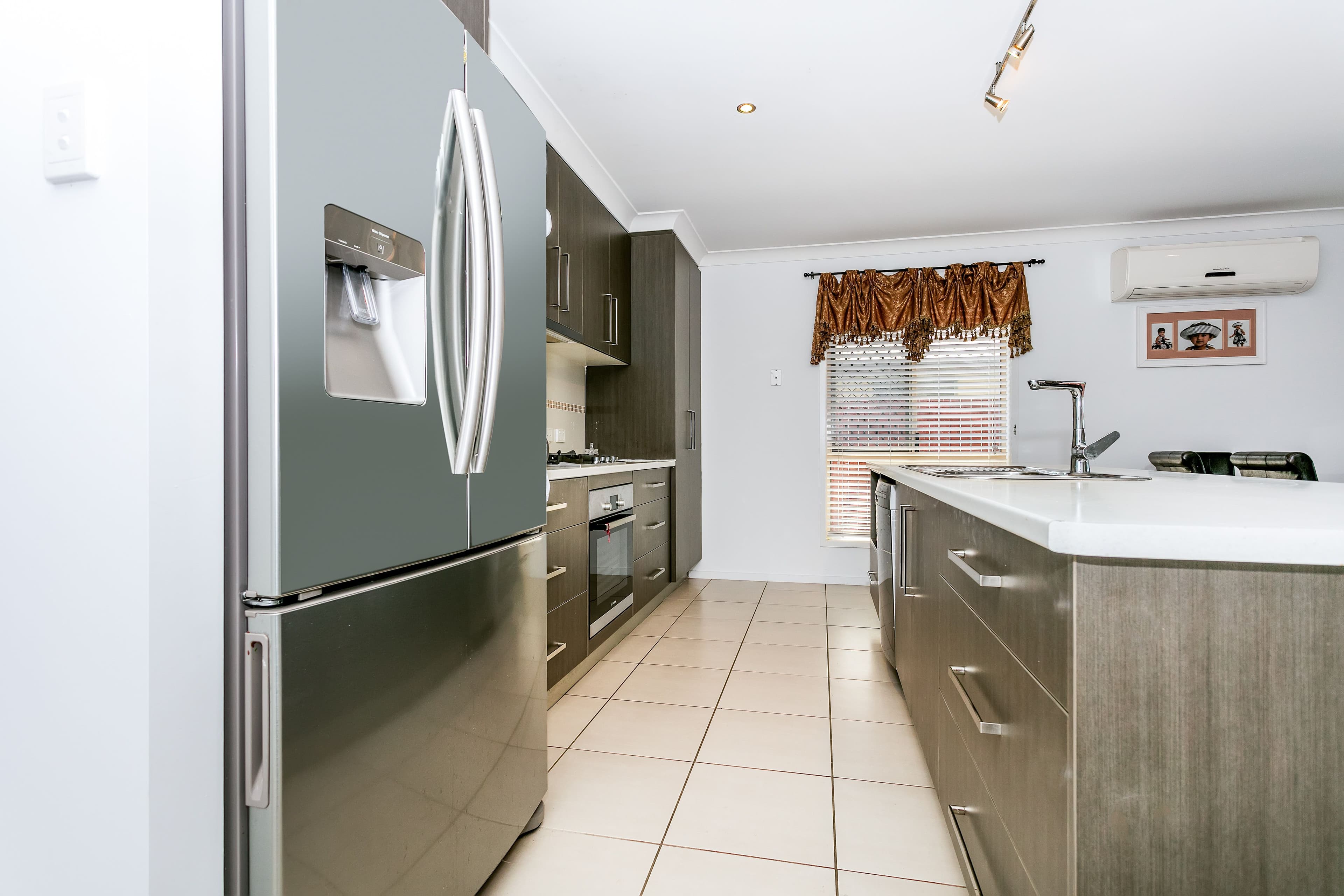 58 Carnarvon Avenue, Springfield Lakes QLD 4300, Springfield Lakes - Thumbnail 3