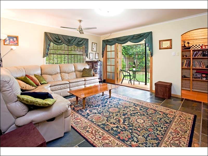 28 Boambillee Street, MOUNT GRAVATT EAST QLD 4122, Mount Gravatt East - Thumbnail 2