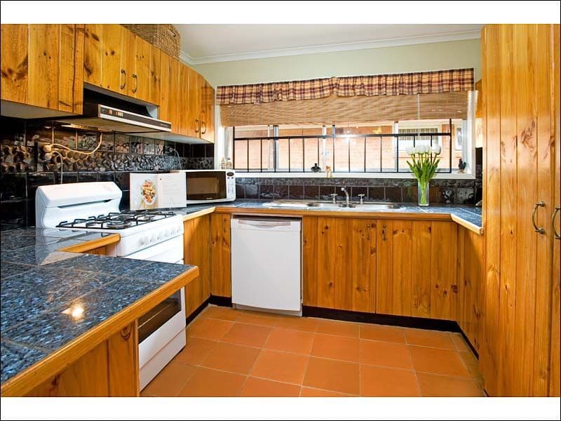 28 Boambillee Street, MOUNT GRAVATT EAST QLD 4122, Mount Gravatt East - Thumbnail 4