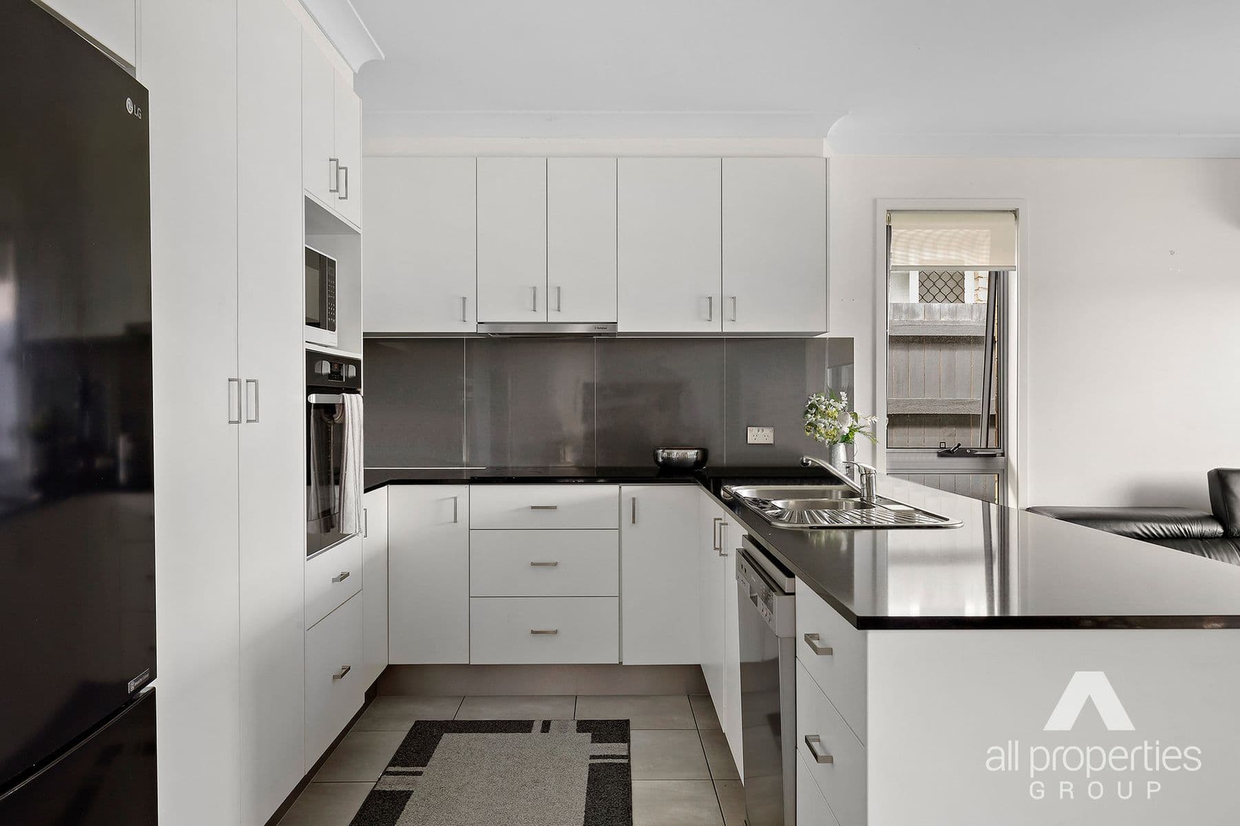 199 Darlington Drive, Yarrabilba QLD 4207, Yarrabilba - Thumbnail 3