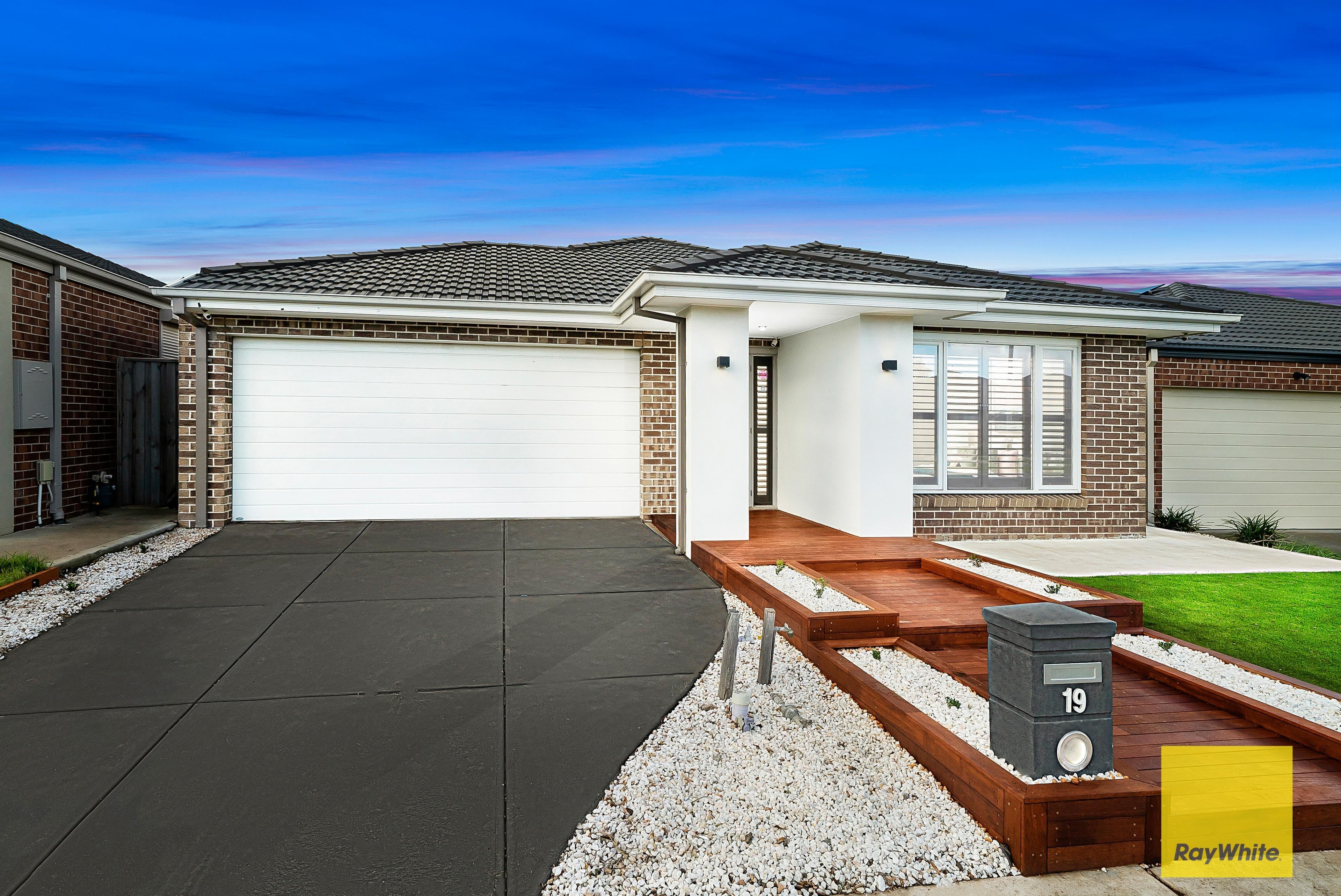 19 Settlement Road, Tarneit VIC 3029, Tarneit - Thumbnail 2