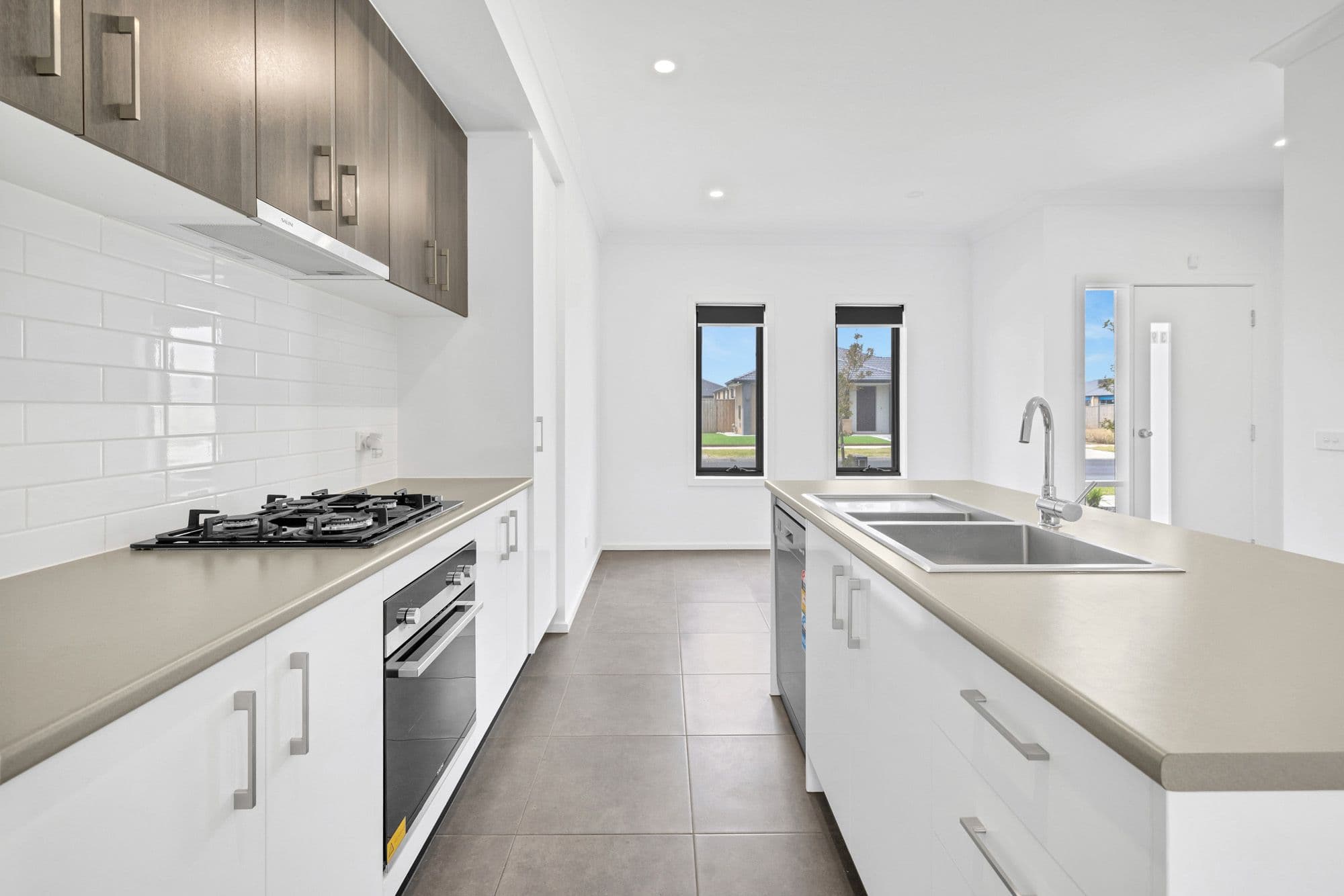 39 Gallaxus Avenue, Wyndham Vale VIC 3024, Wyndham Vale - Thumbnail 3