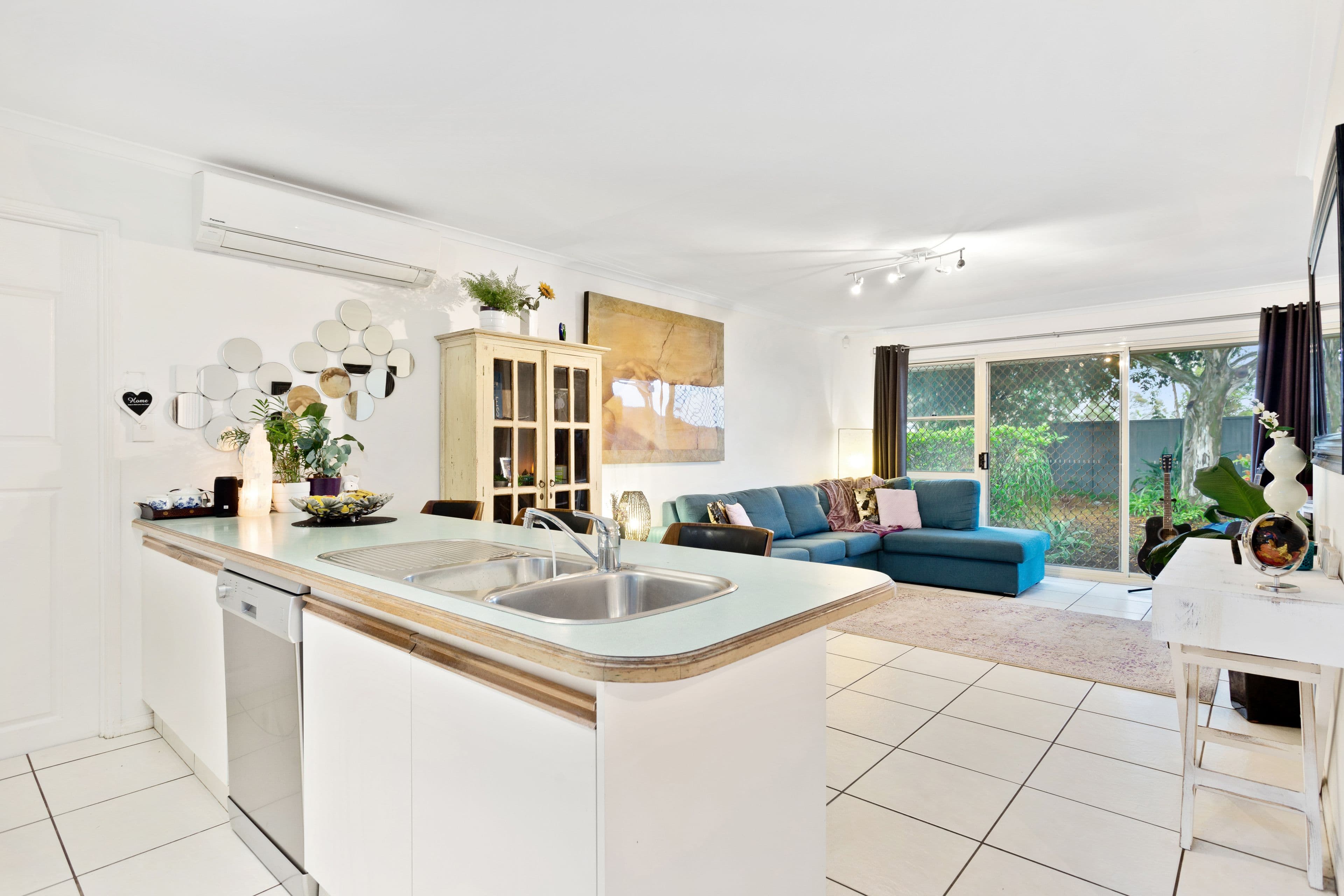 8 Tiffany Close, Robina QLD 4226, Robina - Thumbnail 3