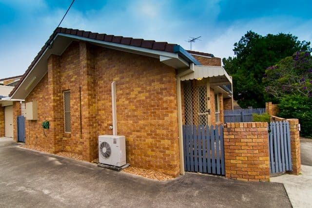 34 Caroline Street, Woody Point QLD 4019, Woody Point - Thumbnail 5