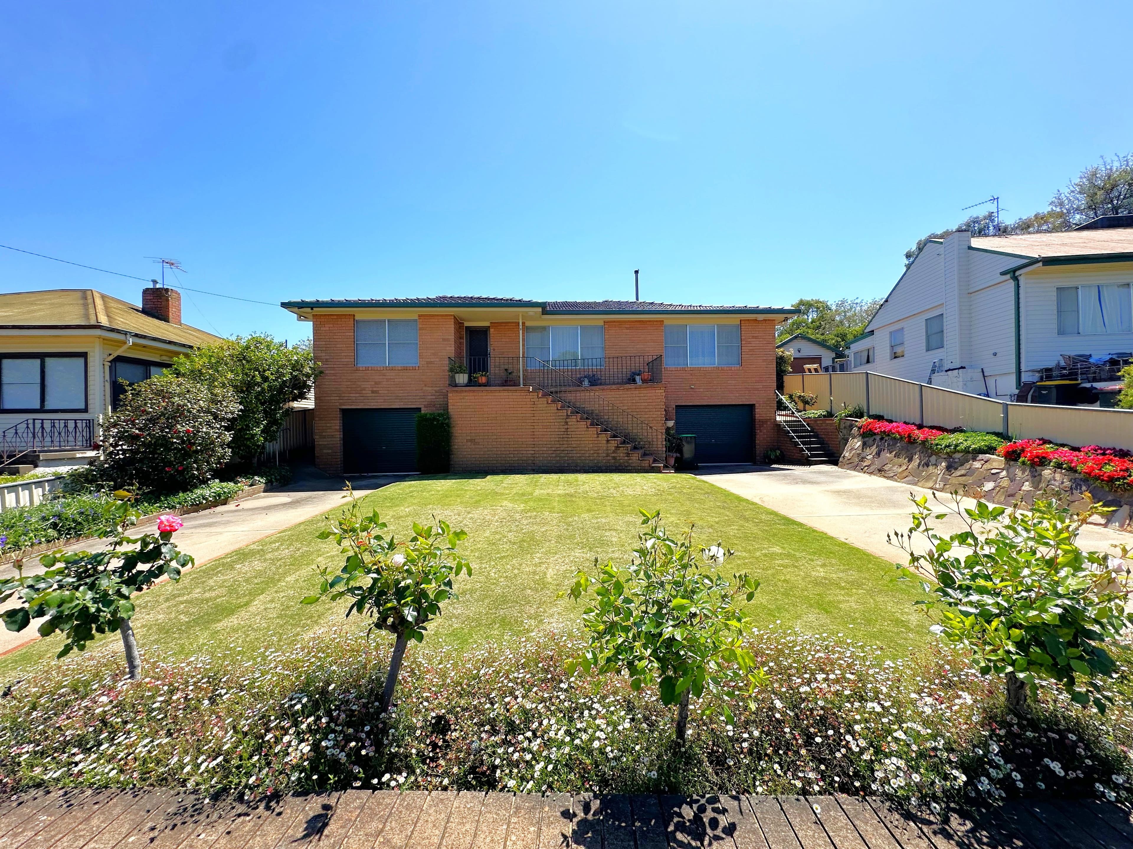 19 Karabah Avenue, Young NSW 2594, Young - Thumbnail 2