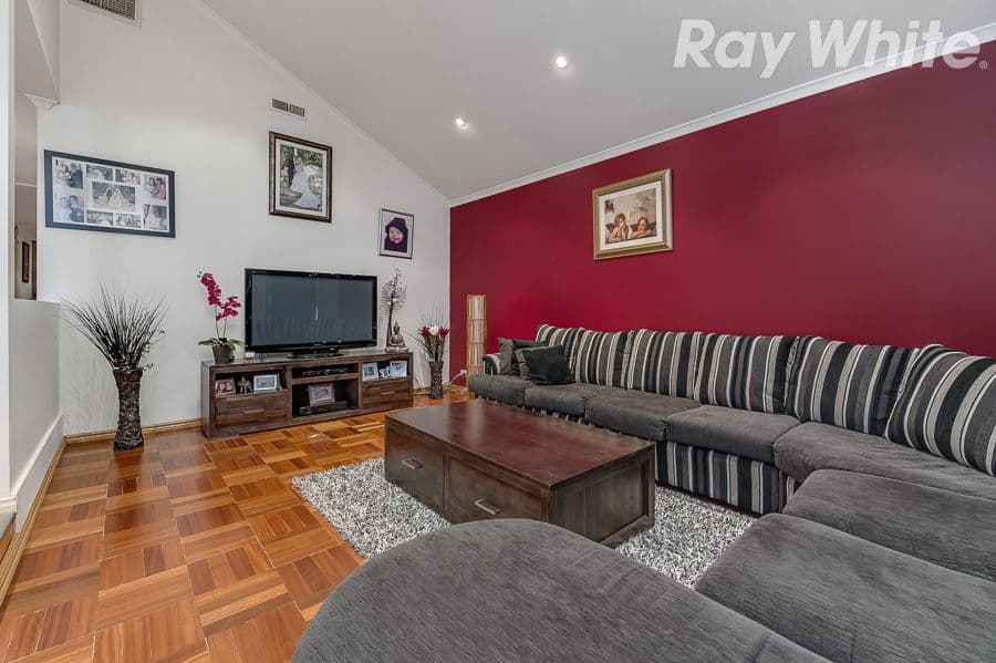 11 Star Grove, BUNDOORA VIC 3083, Bundoora - Thumbnail 2