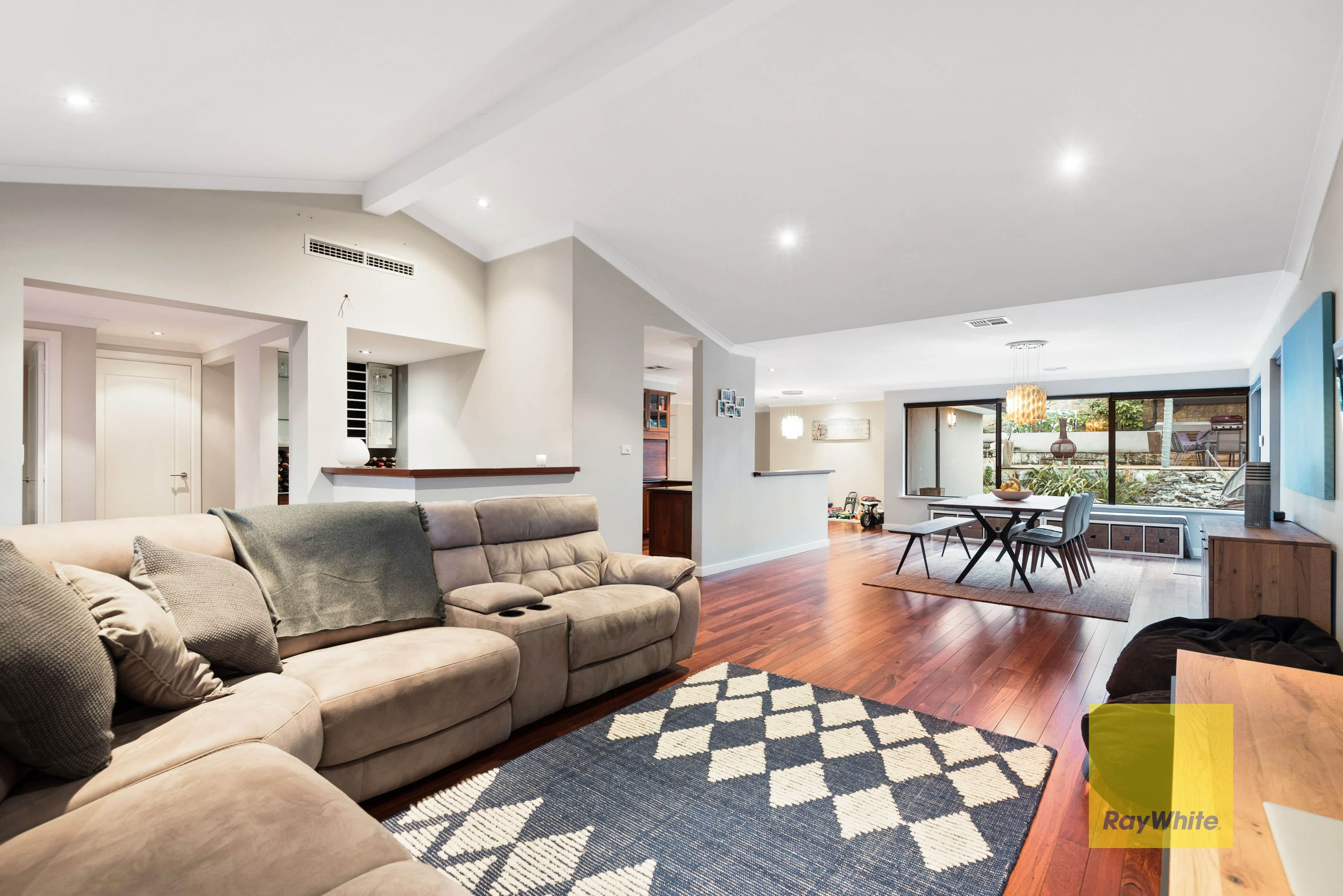 25 Elfreda Avenue, Sorrento WA 6020, Sorrento - Image 1