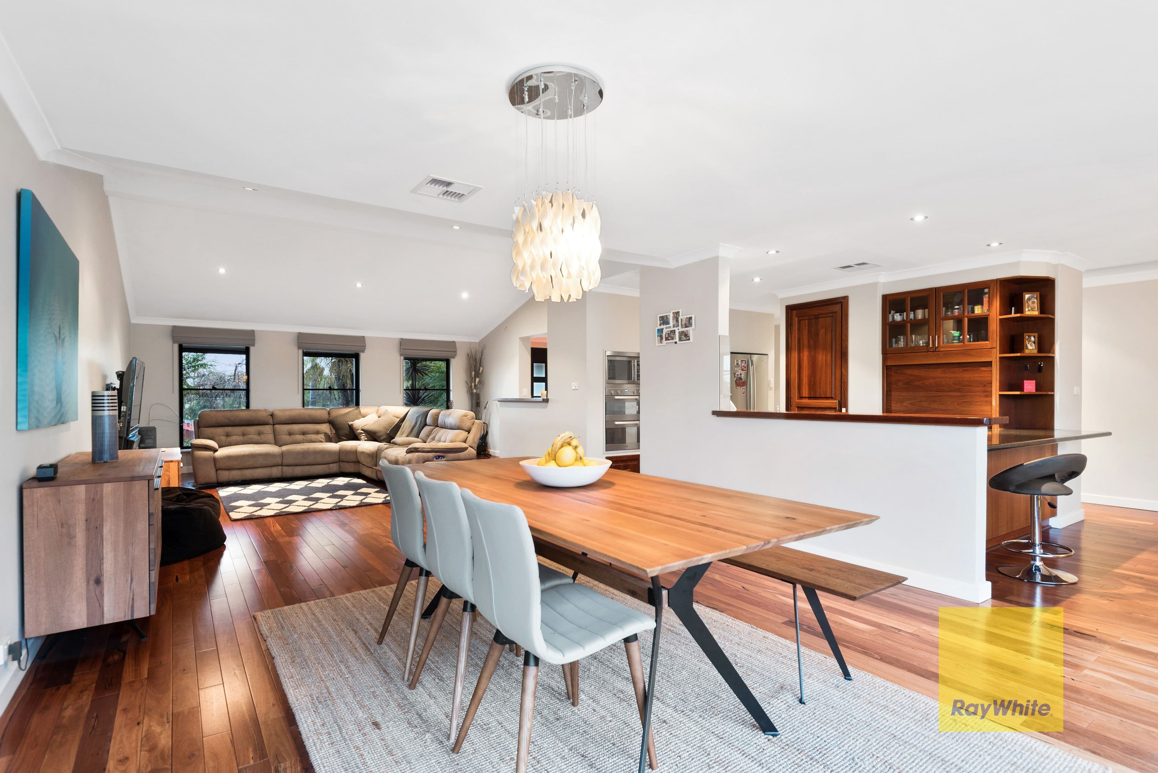 25 Elfreda Avenue, Sorrento WA 6020, Sorrento - Thumbnail 3