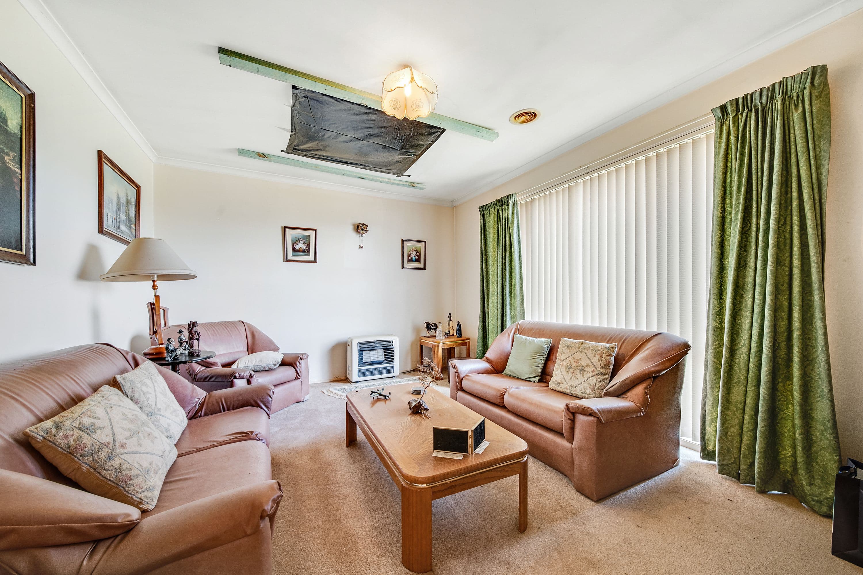 19 Hedger Street, Dunlop ACT 2615, Dunlop - Thumbnail 2