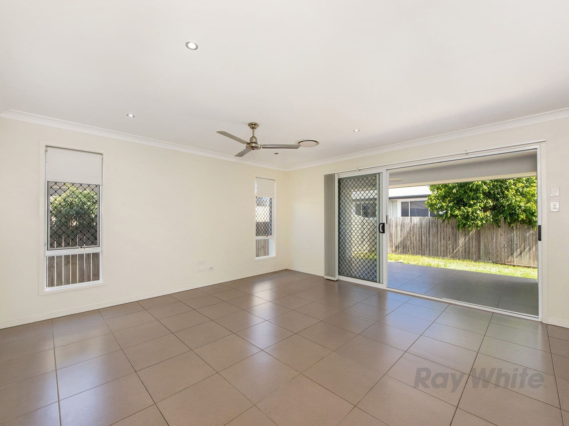 81 Brookside Circuit, Ormeau QLD 4208, Ormeau - Thumbnail 4