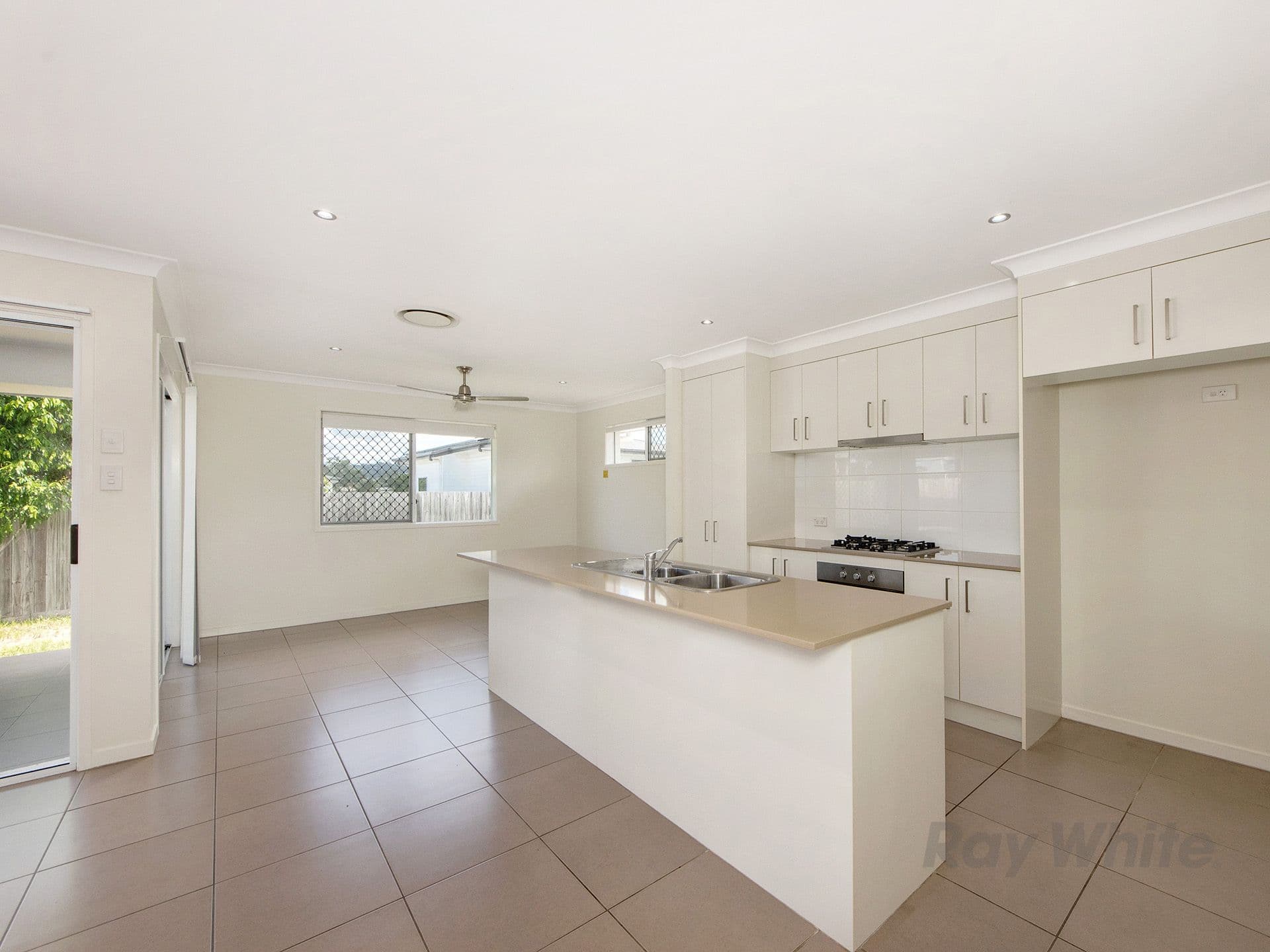 81 Brookside Circuit, Ormeau QLD 4208, Ormeau - Thumbnail 5