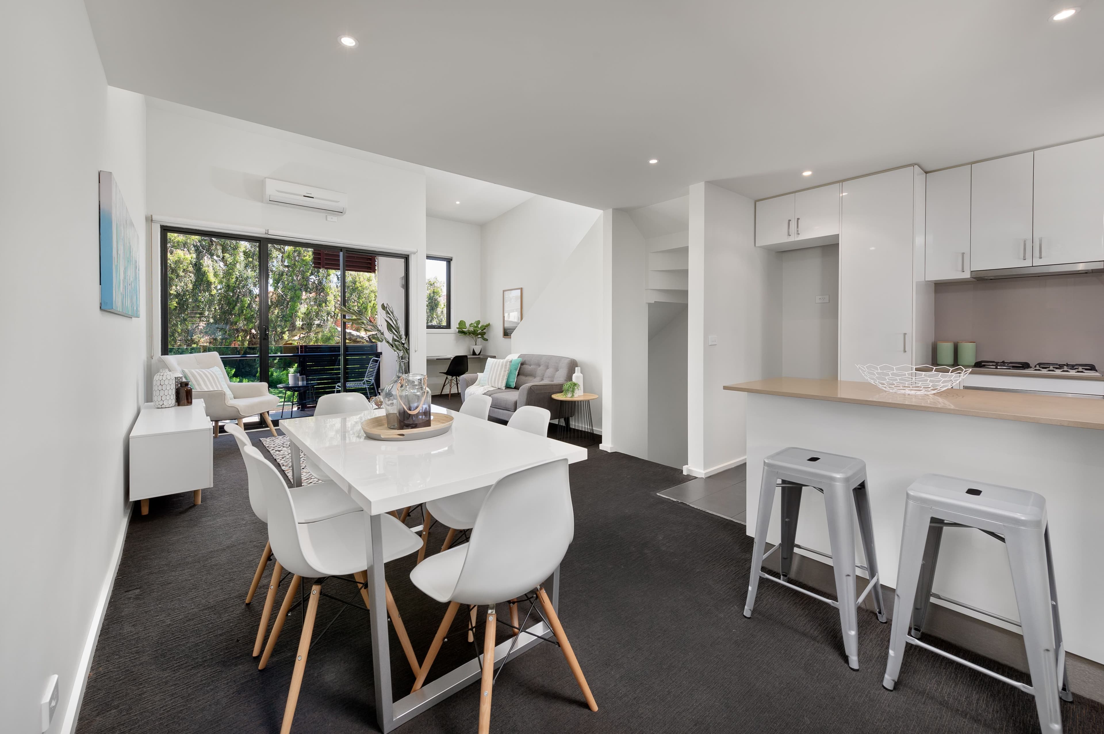 12 Karl Court, Bundoora VIC 3083, Bundoora - Thumbnail 2