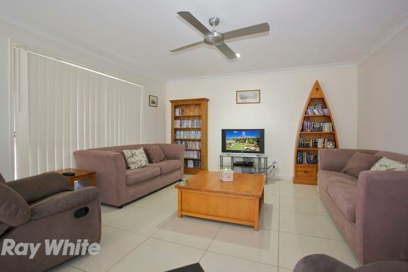 11 Tyler Place, DECEPTION BAY QLD 4508, Deception Bay - Thumbnail 2