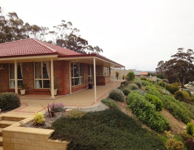 14 Michael Court, CLARE SA 5453, Clare - Image 1