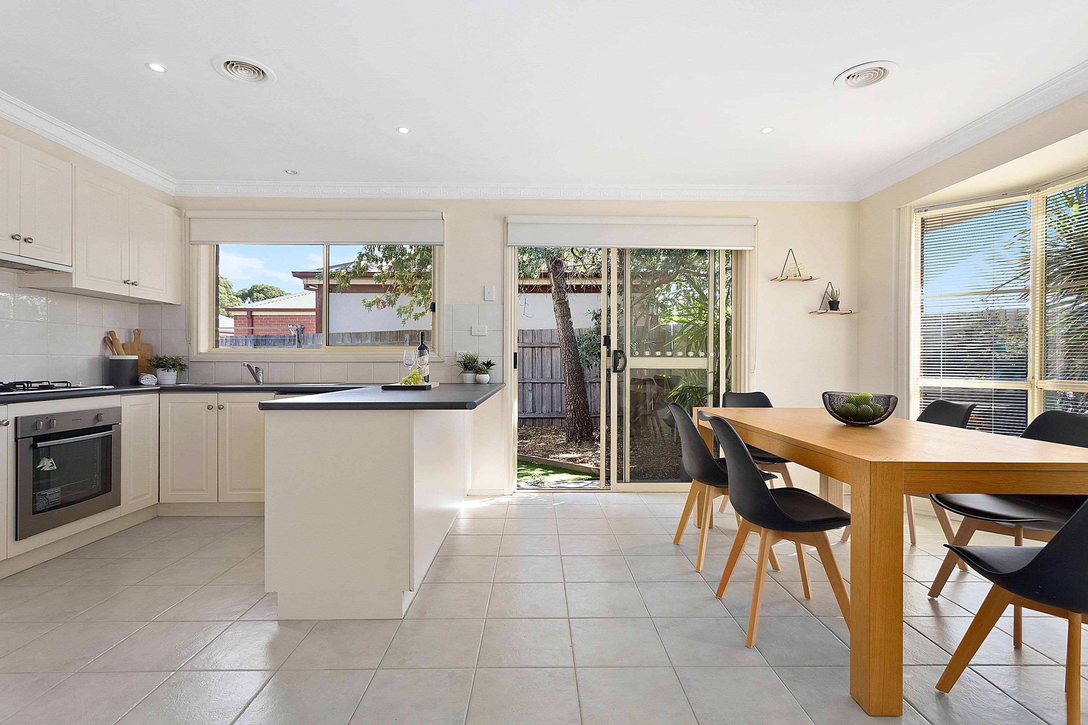 810 Plenty Road, South Morang VIC 3752, South Morang - Thumbnail 4