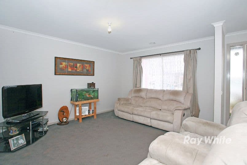 16 Bellbrae Crescent, CRANBOURNE VIC 3977, Cranbourne West - Thumbnail 6