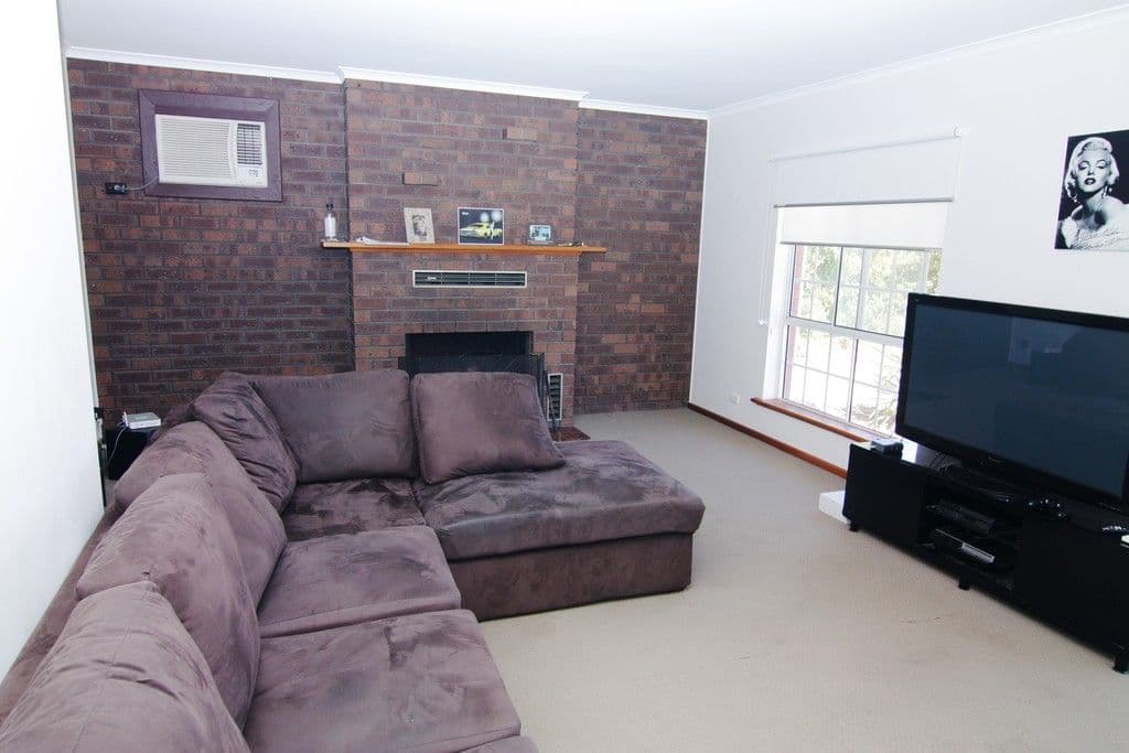 19 Thiele Avenue, Loxton SA 5333, Loxton - Thumbnail 4