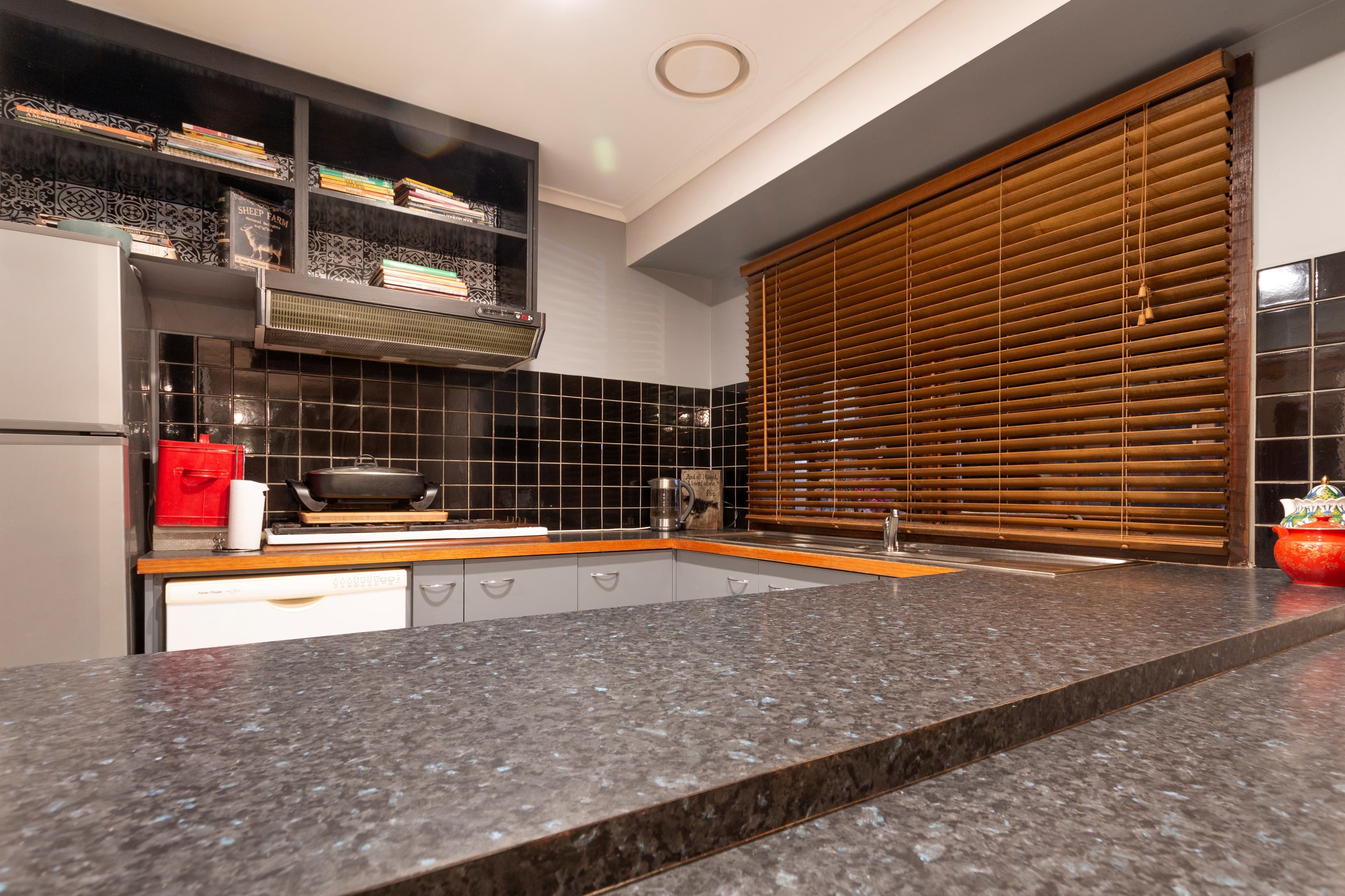 8 Grebe Court, Carrum Downs VIC 3201, Carrum Downs - Thumbnail 4
