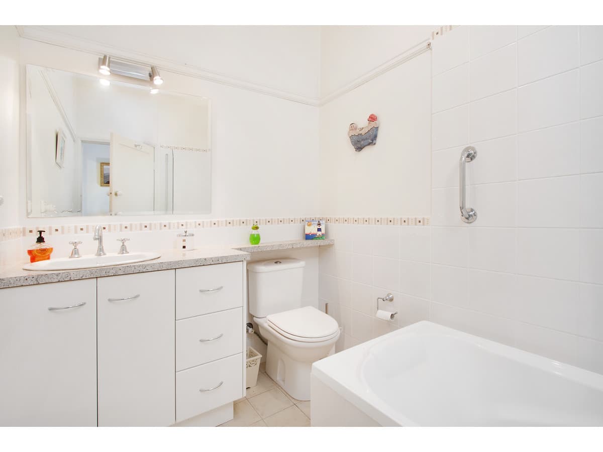 152 Douglas Street, Armidale NSW 2350, Armidale - Thumbnail 8