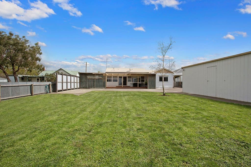 76 Walker, Cobden VIC 3266, Cobden - Thumbnail 5
