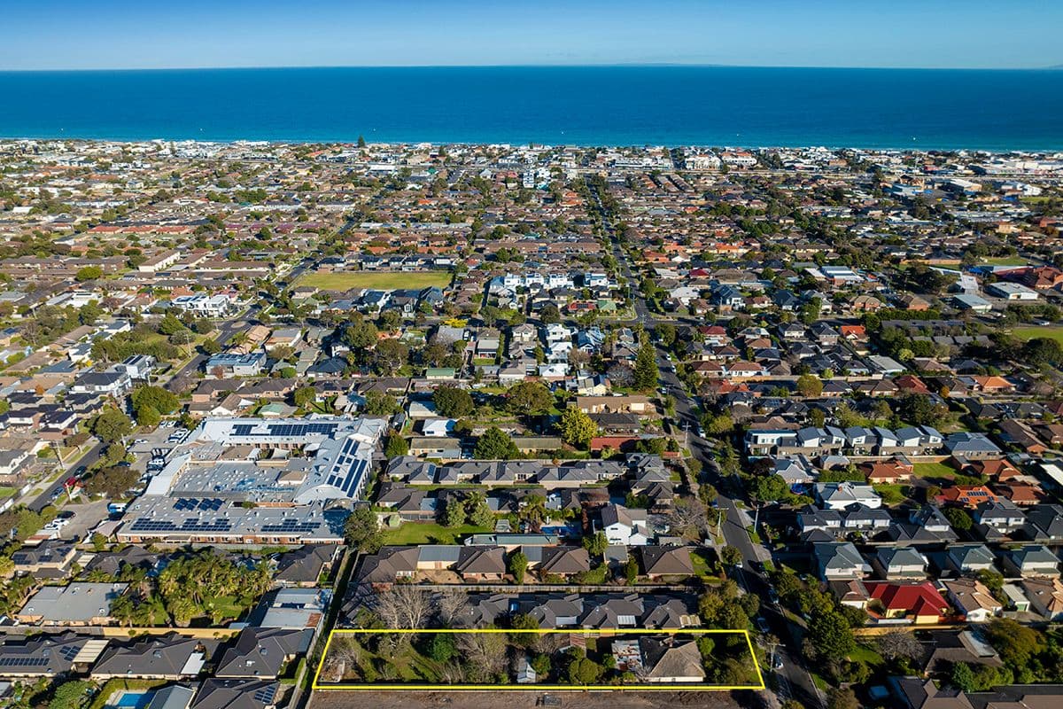 64 Golden Avenue, Bonbeach VIC 3196, Bonbeach - Image 1