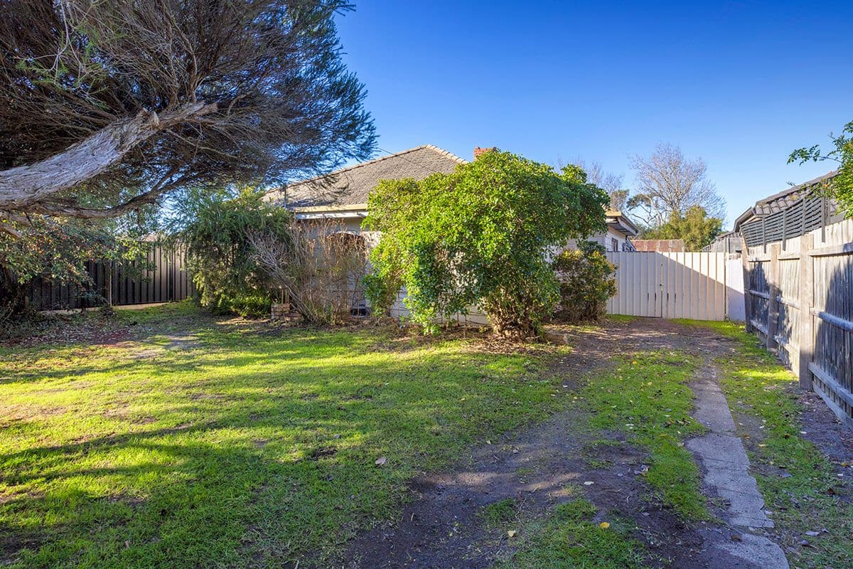 64 Golden Avenue, Bonbeach VIC 3196, Bonbeach - Thumbnail 4