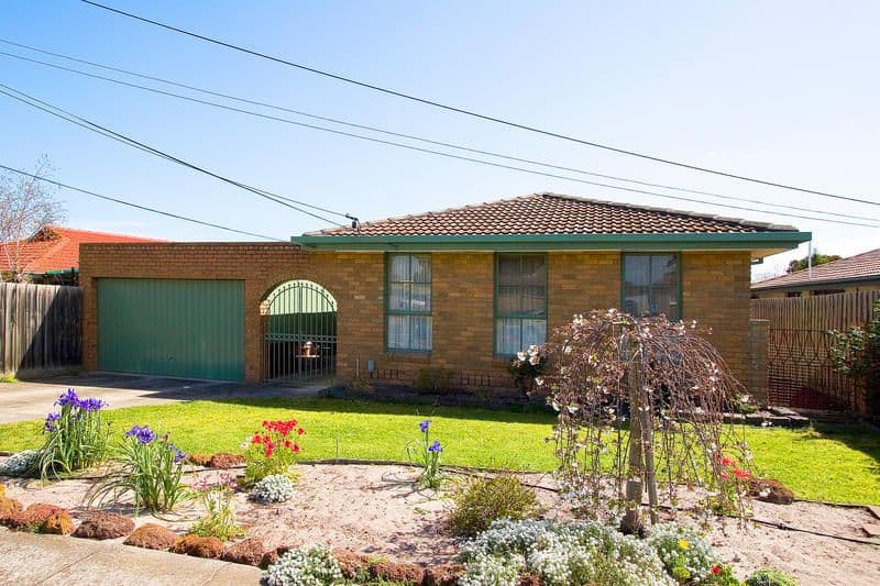 50  Howard Road, DINGLEY VILLAGE VIC 3172, Dingley Village - Thumbnail 2