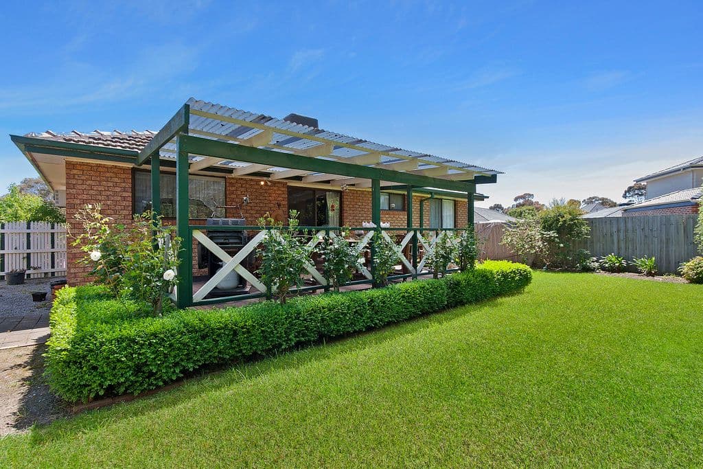 18 Coventry Crescent, Mill Park VIC 3082, Mill Park - Thumbnail 7