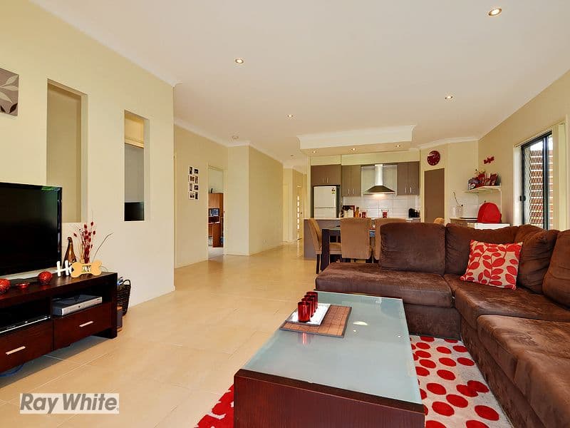 34 Carmody Parade, NORTH LAKES QLD 4509, North Lakes - Thumbnail 4