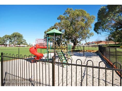 4 Rotherfield Road, WESTMINSTER WA 6061, Westminster - Thumbnail 5