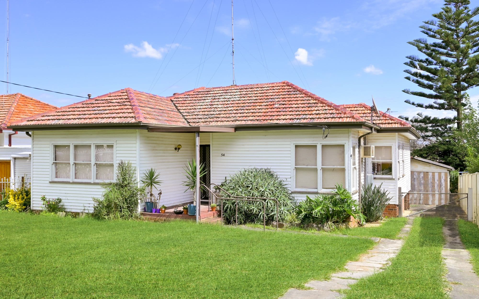 54 Farnsworth Avenue, Campbelltown NSW 2560, Campbelltown - Thumbnail 2