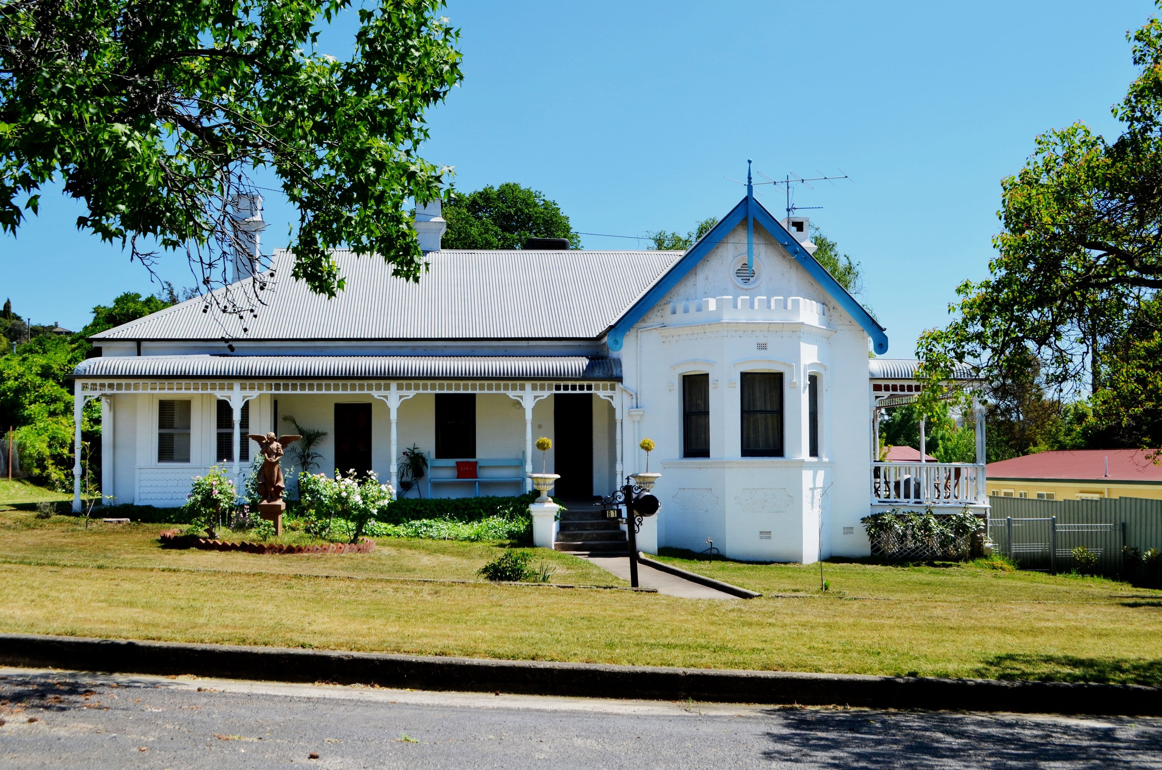 81 Merivale Street, Tumut - Image 1
