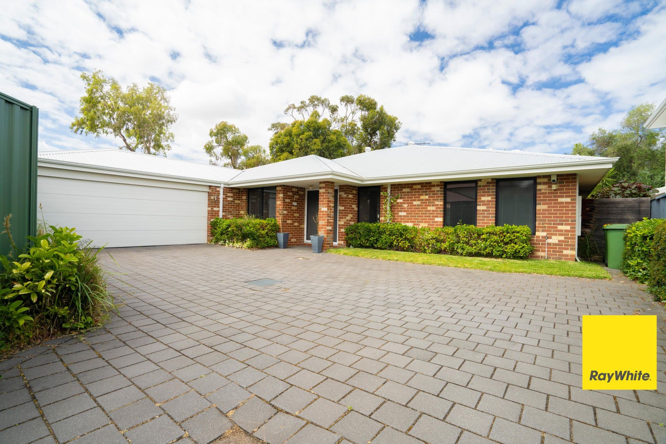 298A Belgravia Street, Cloverdale WA 6105, Cloverdale - Image 1