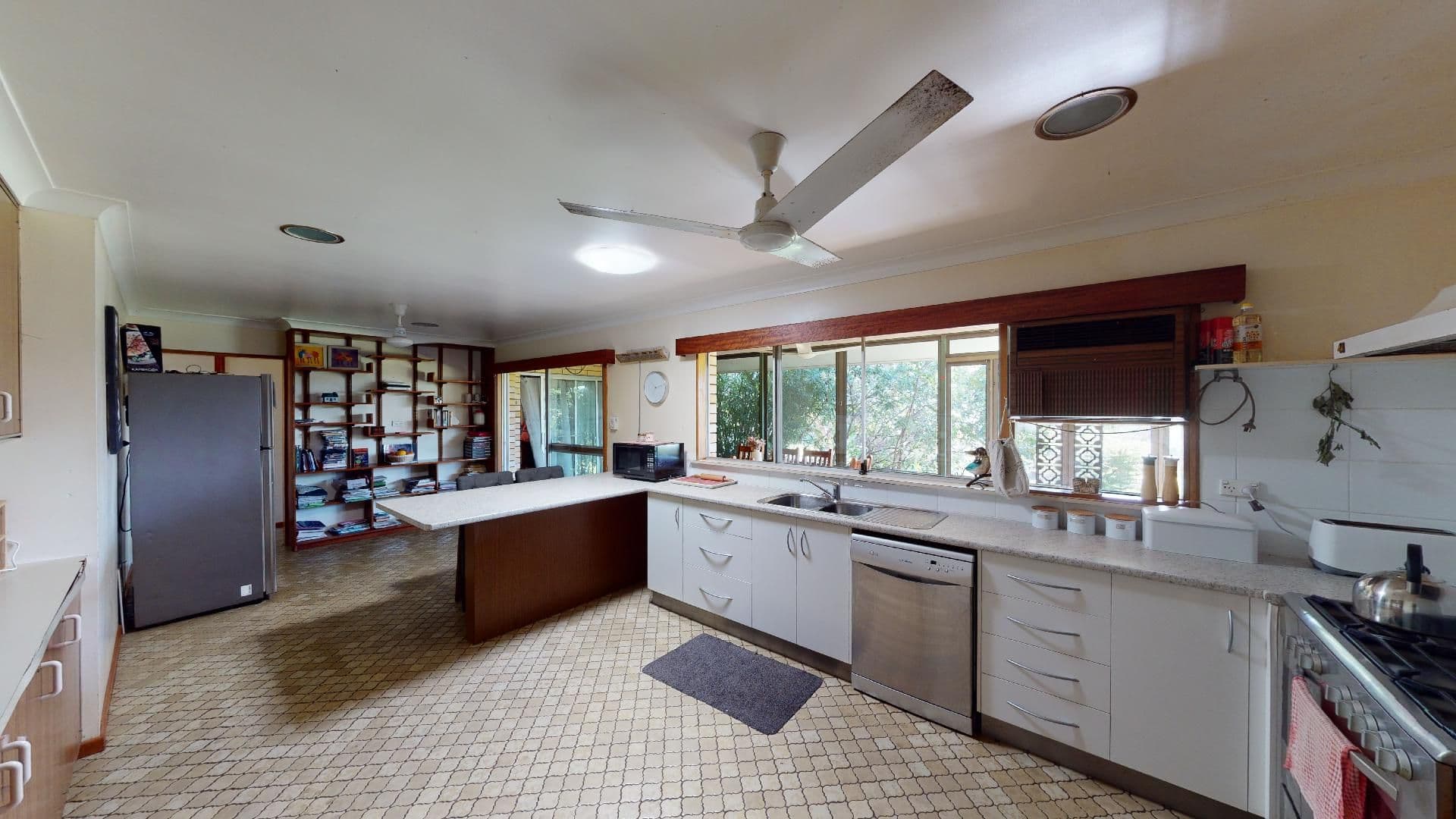 6 Fielding Street, Gayndah QLD 4625, Gayndah - Thumbnail 8