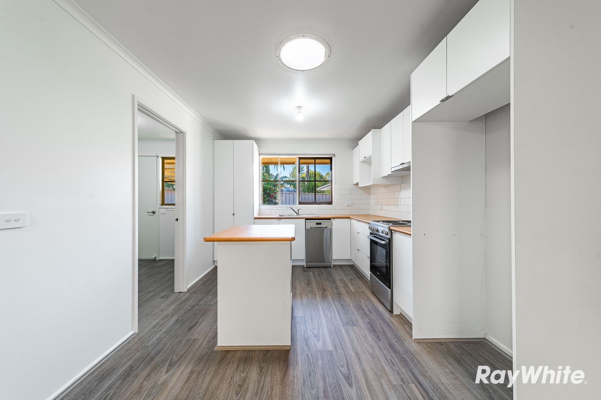 27 Shakespere Street, Heathcote VIC 3523, Heathcote - Thumbnail 5
