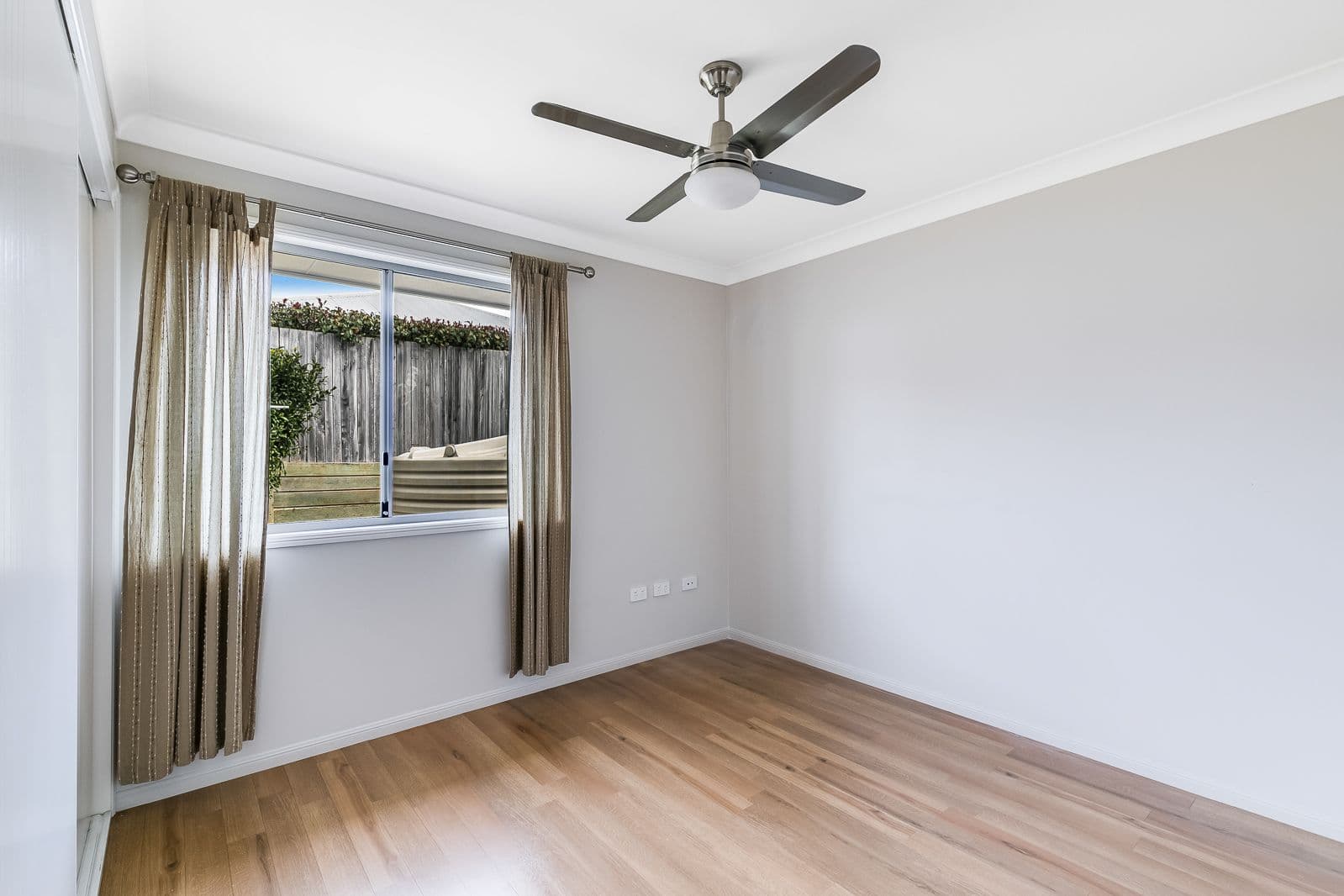 8 Lanagan Court, Middle Ridge QLD 4350, Middle Ridge - Thumbnail 8
