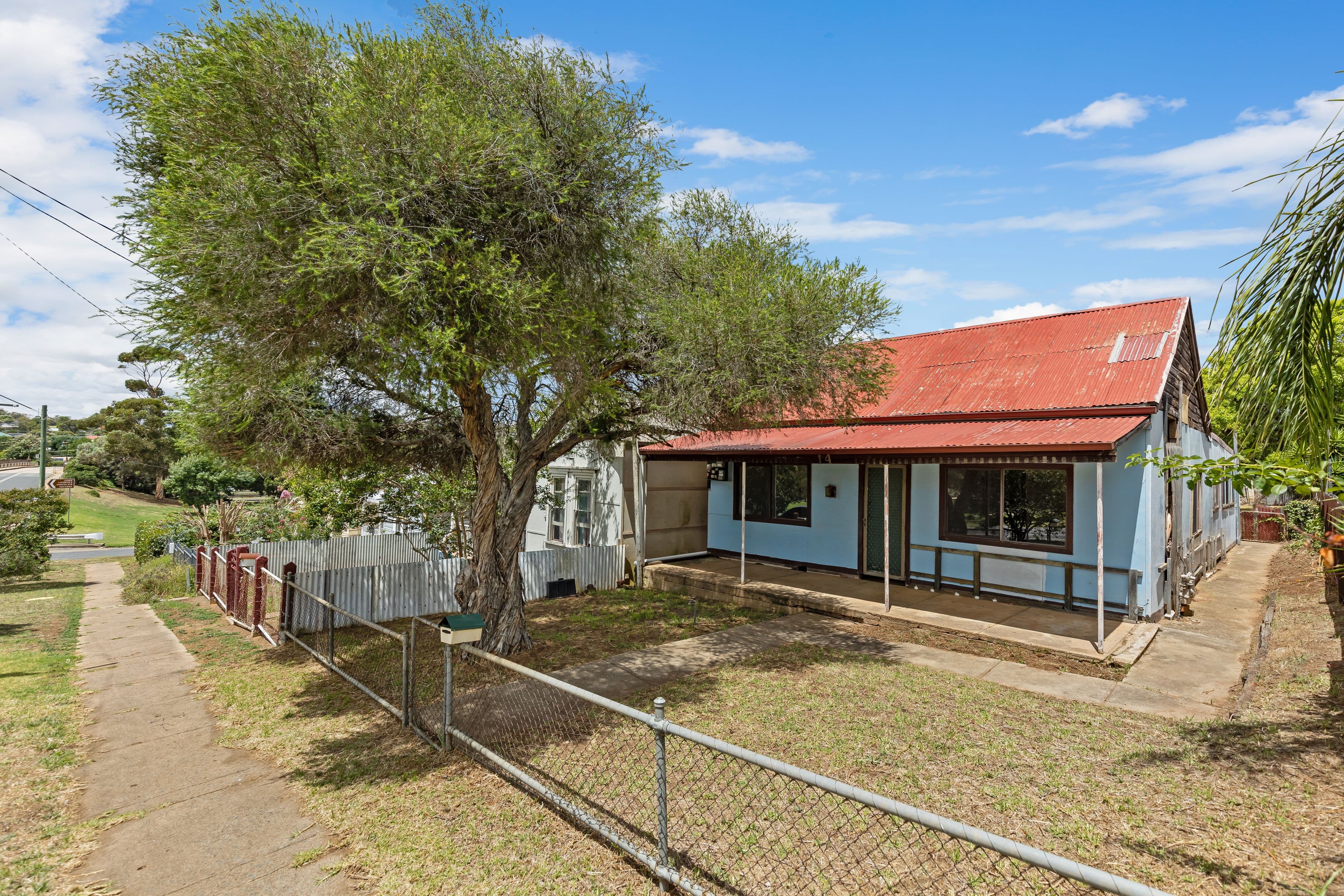 14 Kemp Street, Junee NSW 2663, Junee - Image 1