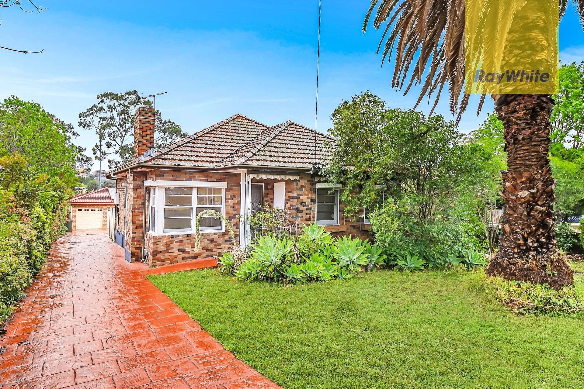 7 Howe Street, Westmead - Image 1