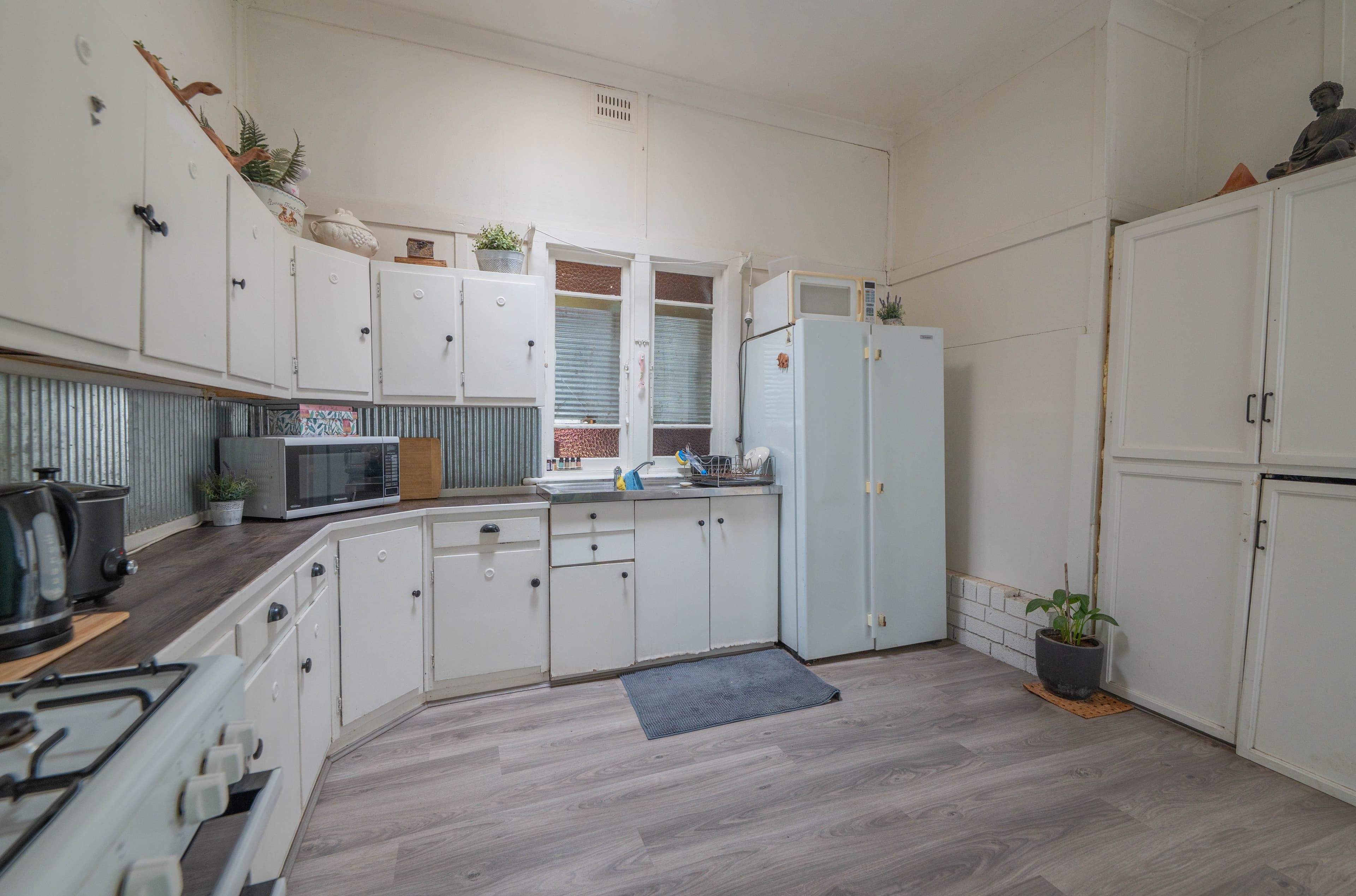 8-10 Windsor Street, Forbes NSW 2871, Forbes - Thumbnail 2