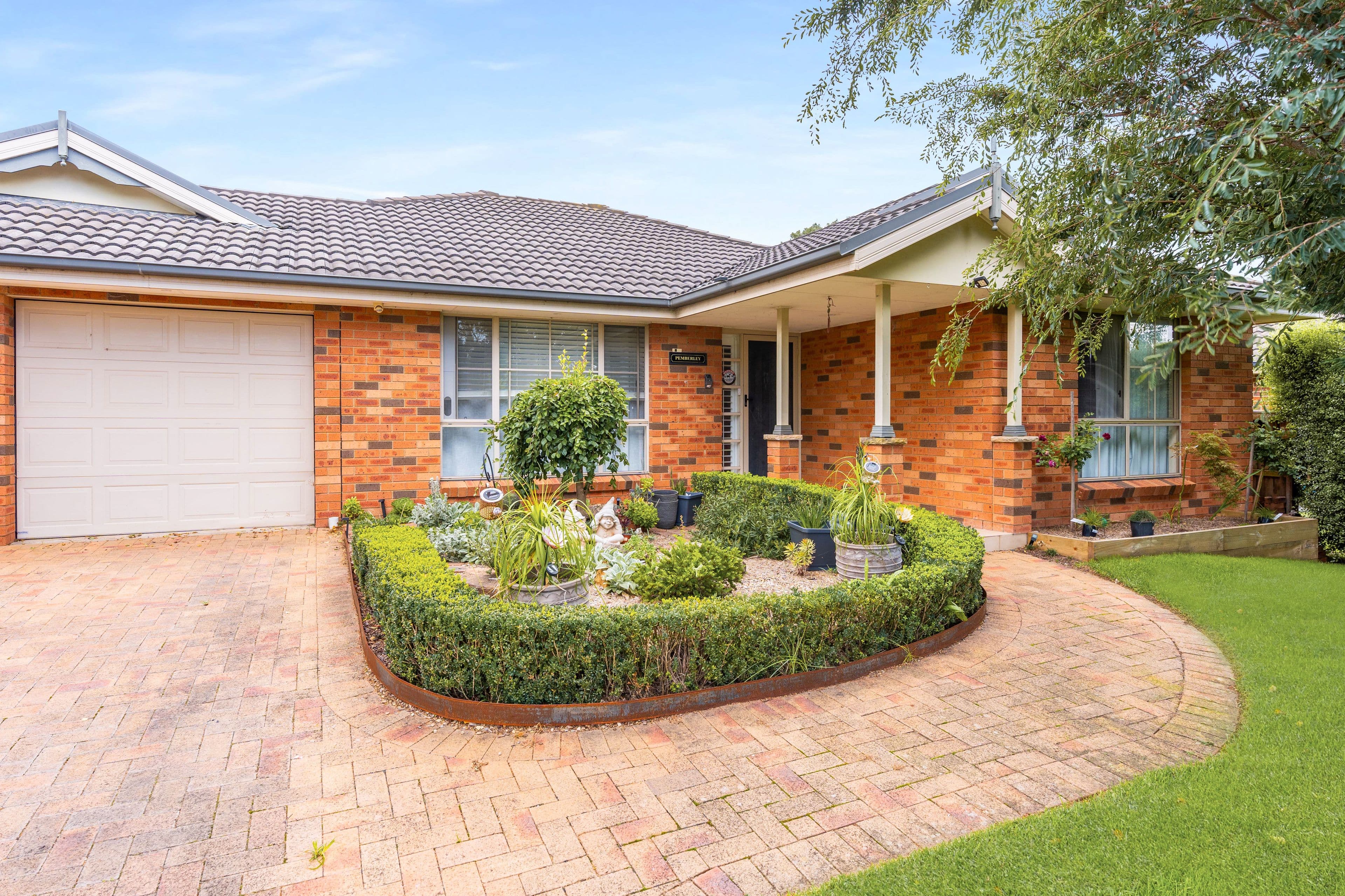 17 Eloura Lane, Moss Vale NSW 2577, Moss Vale - Image 1