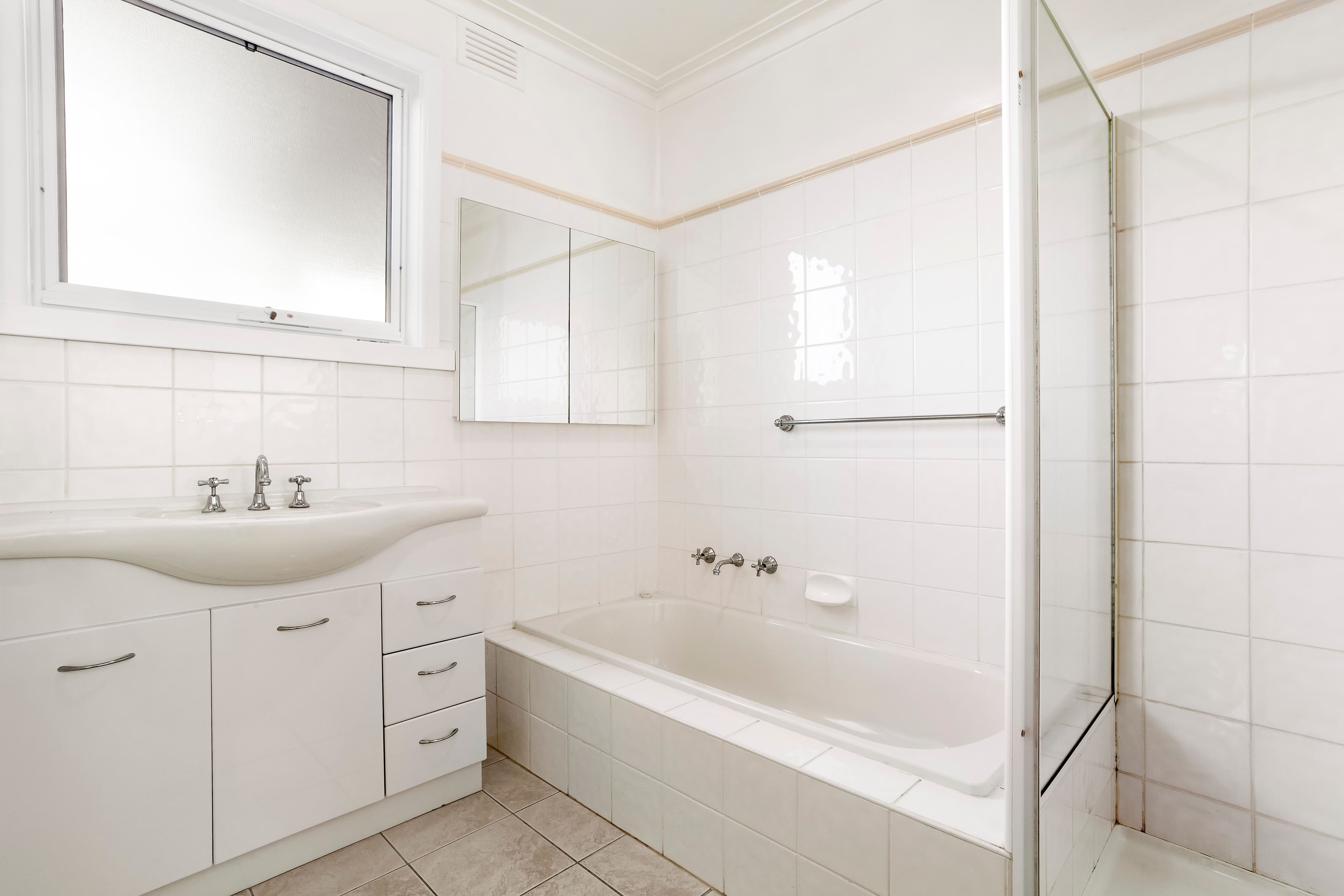135 Stephensons Road(Entrance from Monomeith Cres), Mount Waverley VIC 3149, Mount Waverley - Thumbnail 5