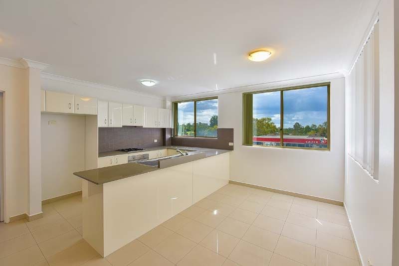 41 Woodhouse Drive, AMBARVALE NSW 2560, Ambarvale - Thumbnail 3